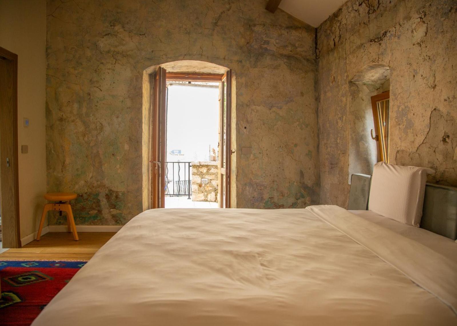 Zoe Hora Hotell Dhërmi Exteriör bild