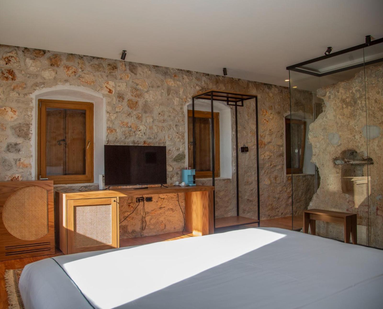 Zoe Hora Hotell Dhërmi Exteriör bild