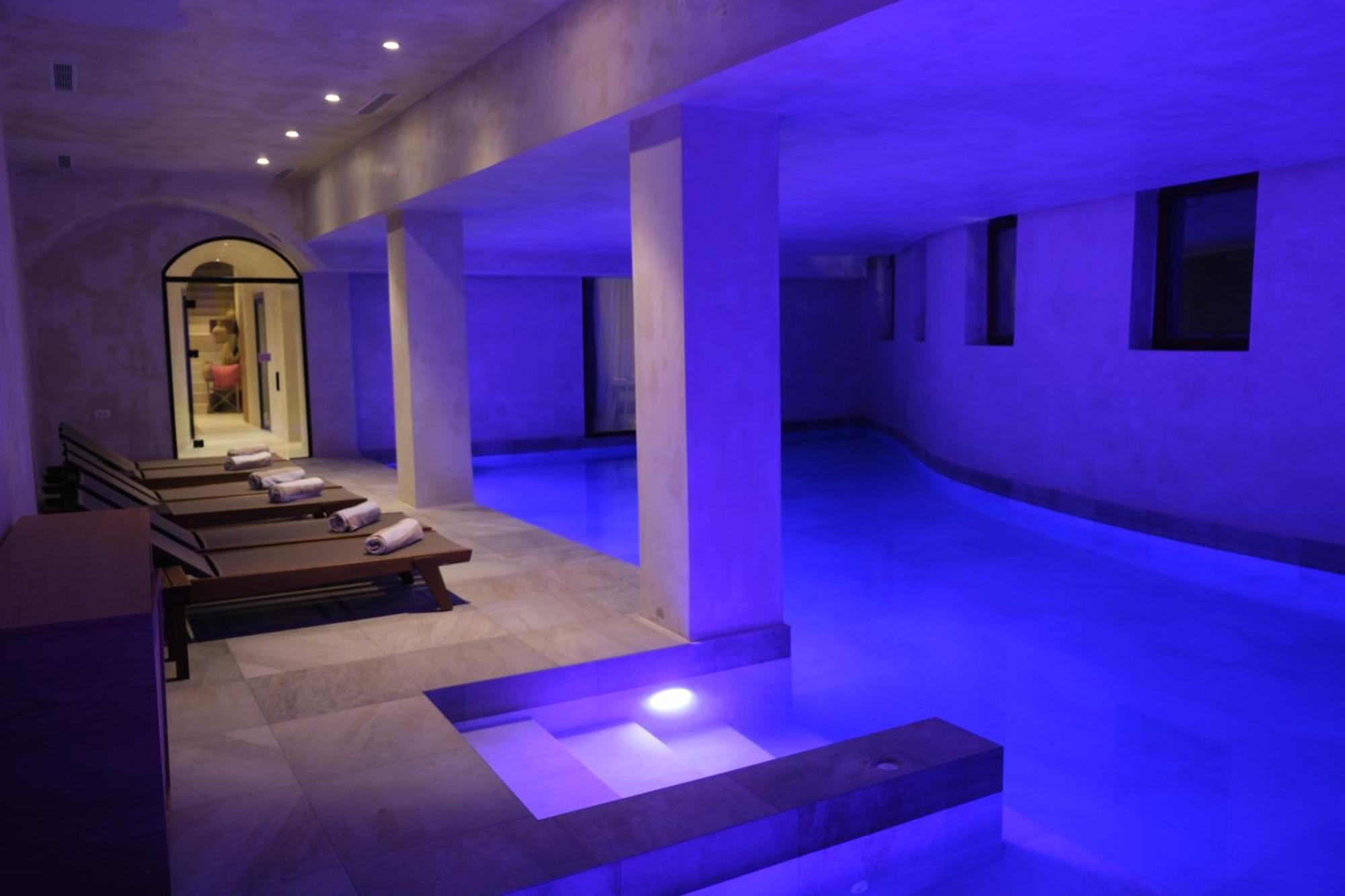 Zoe Hora Hotell Dhërmi Exteriör bild