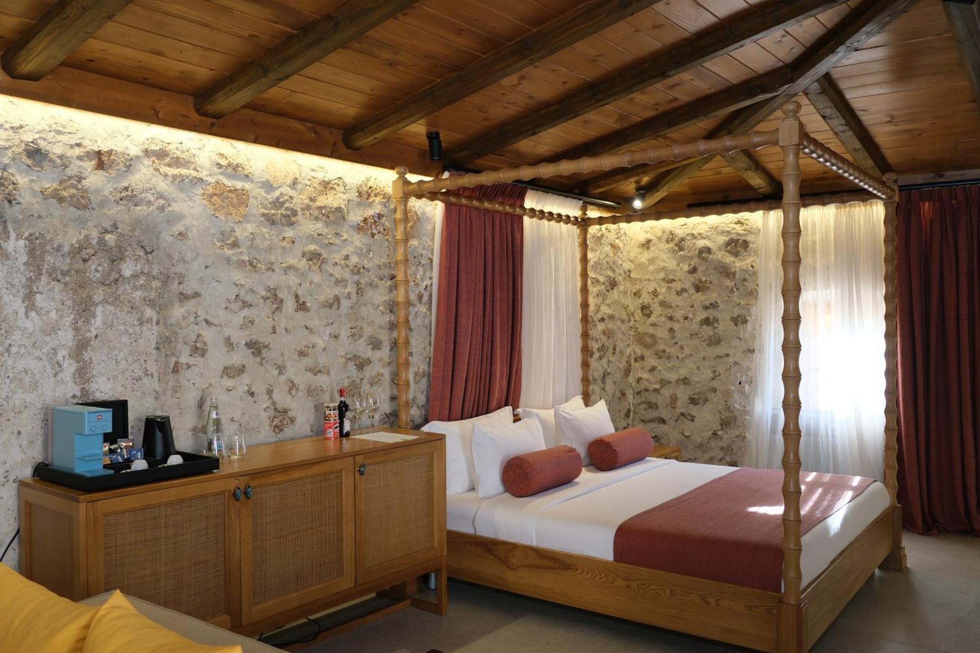 Zoe Hora Hotell Dhërmi Exteriör bild